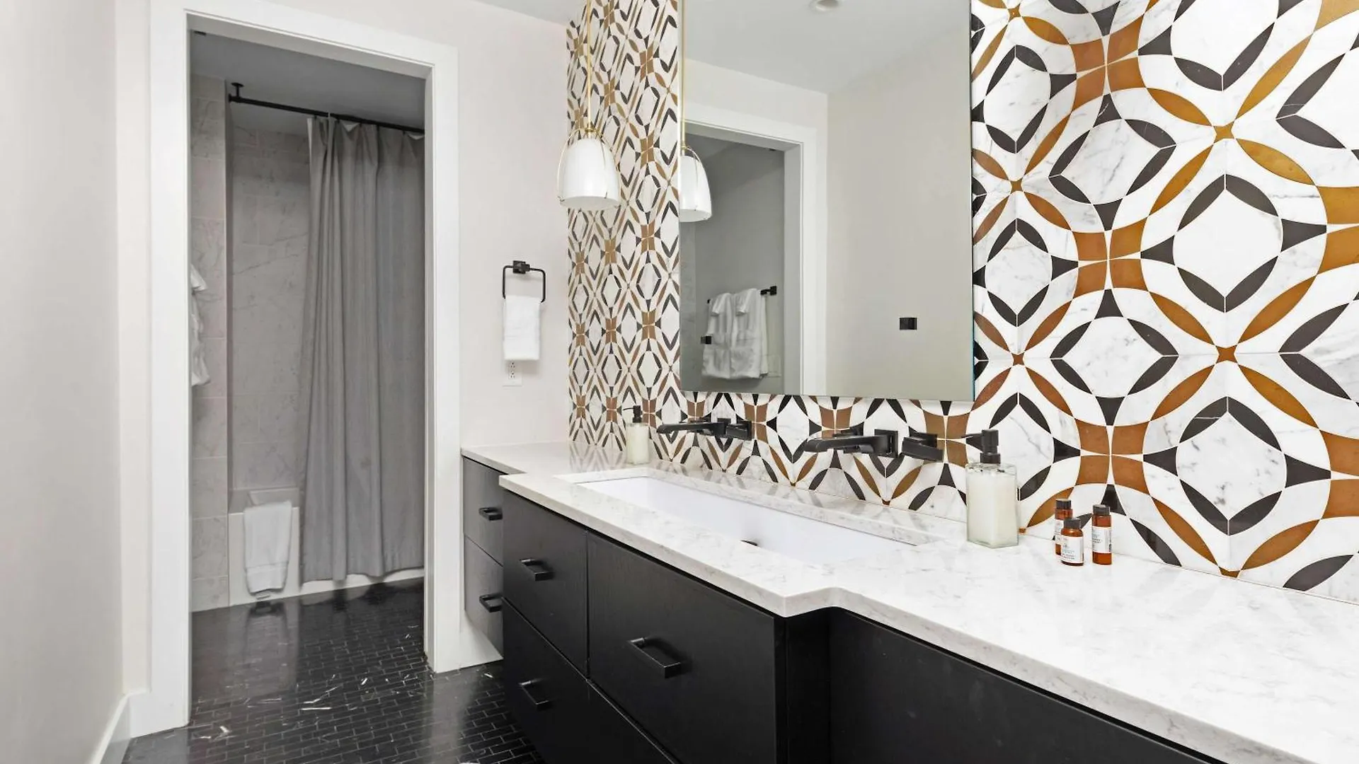 French'S Luxury Condo - Steps From Broadway Nashville 0*,